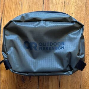 Outdoor Research Zippered Organizer Small Loden / Black
